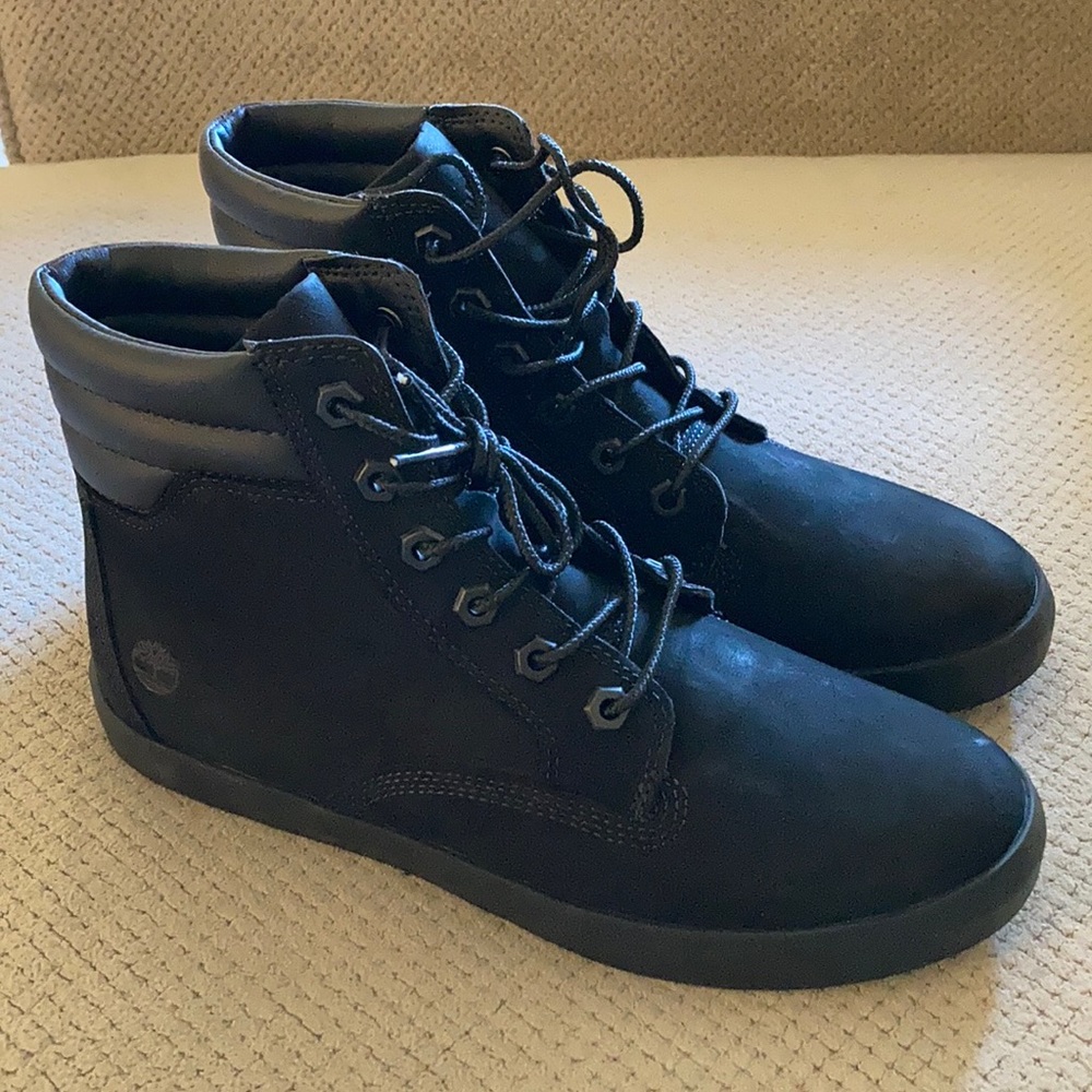 Timberland women’s Dausette lace up sneaker boots